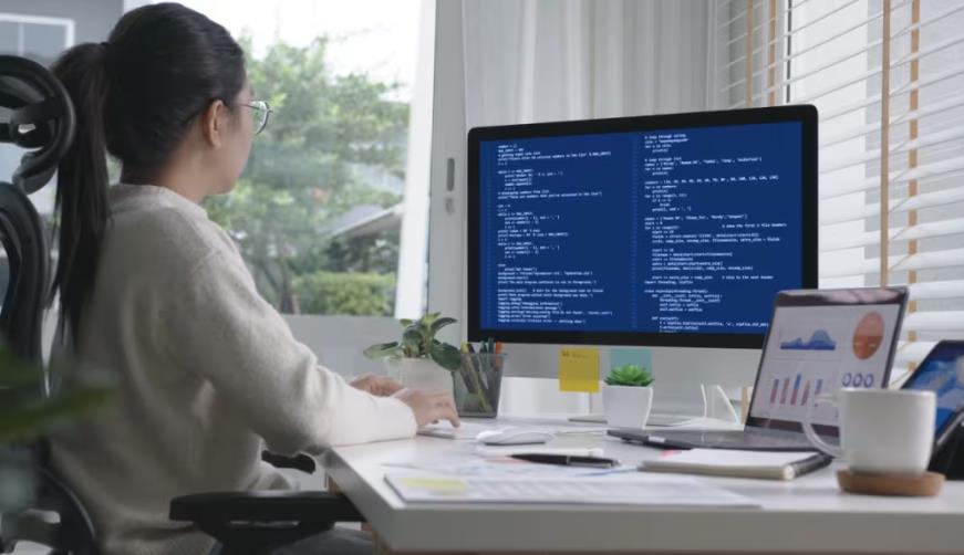 余杭区企业数字化解决方案：机器学习赋能商业模式升级的核心路径